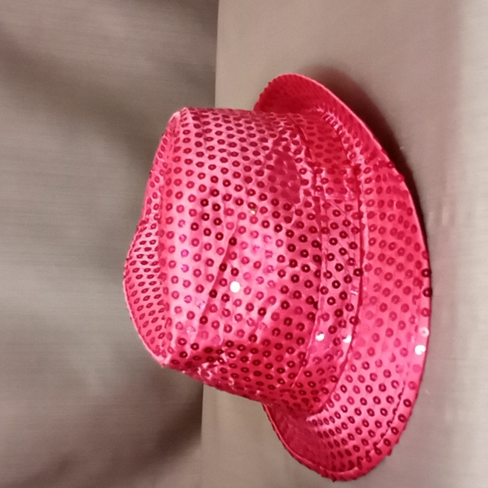 Blinking LED lit pink sequined fedora hat (925)
